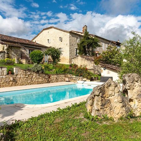 La Maison De Yuka Plieux エクステリア 写真