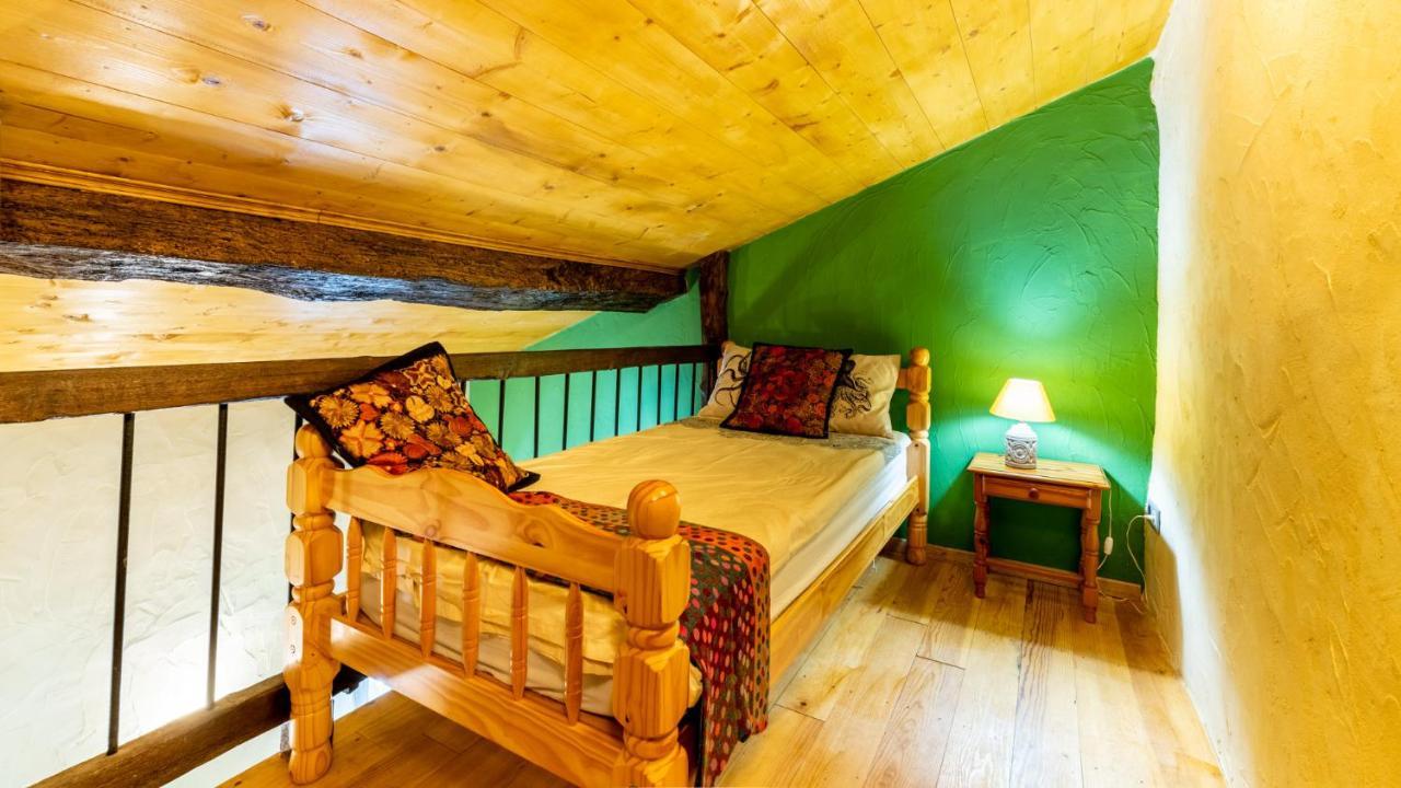 La Maison De Yuka Plieux エクステリア 写真