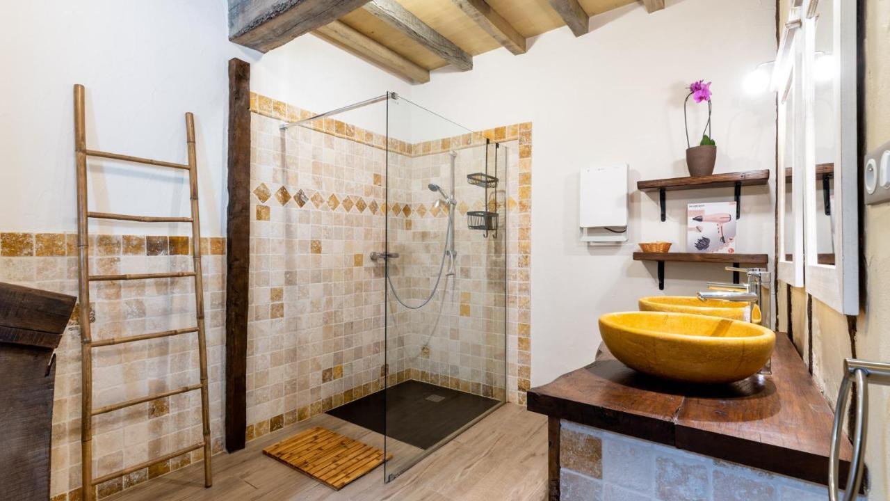 La Maison De Yuka Plieux エクステリア 写真